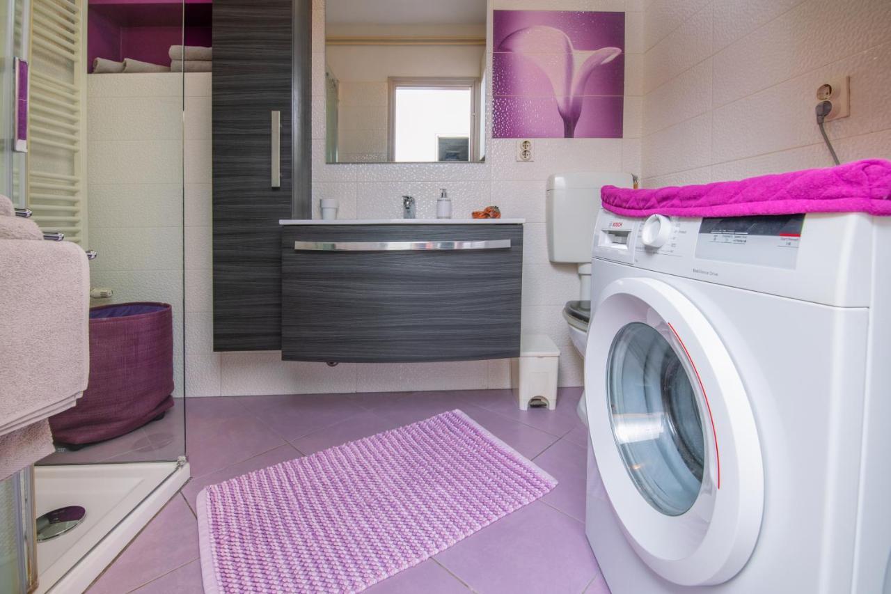 Apartman Point Pula Eksteriør billede