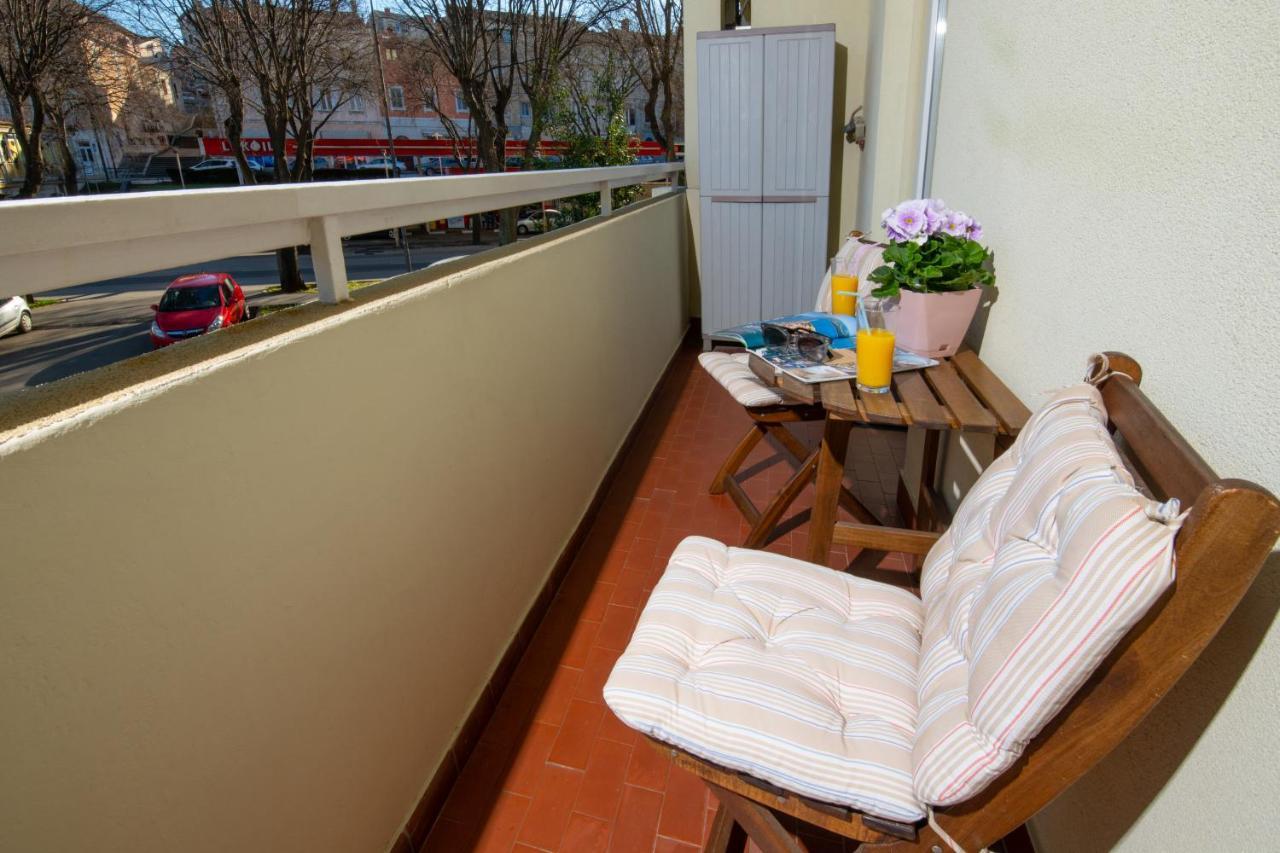 Apartman Point Pula Eksteriør billede